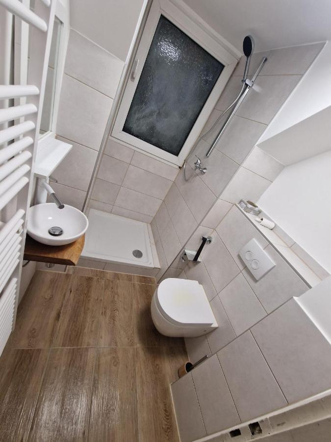 Gemuetliches Apartment Naehe Du Zentrum/Uni/Hbf/A40 ドゥイスブルグ エクステリア 写真